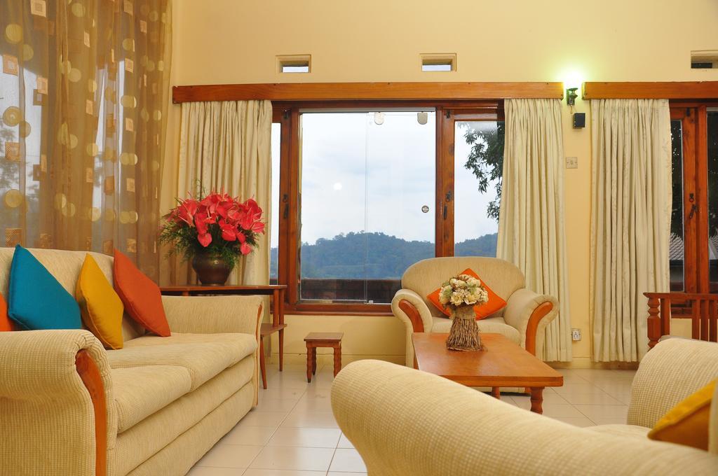 Knight'S Heaven Apartment แคนดี้ ภายนอก รูปภาพ